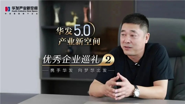 人物封面.jpg 人物封面.jpg